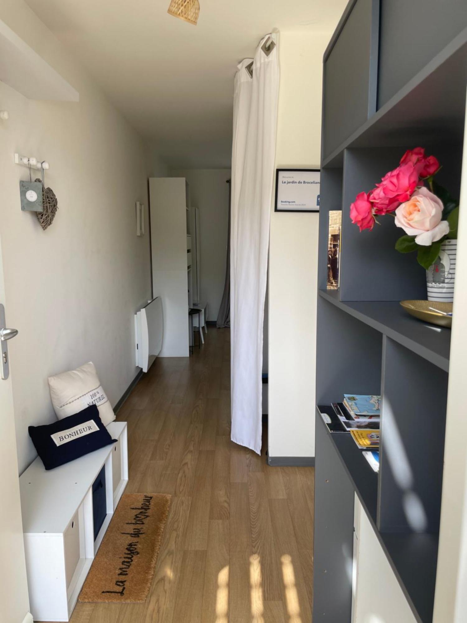 Le Jardin De Broceliande Apartment Ploërmel Екстериор снимка