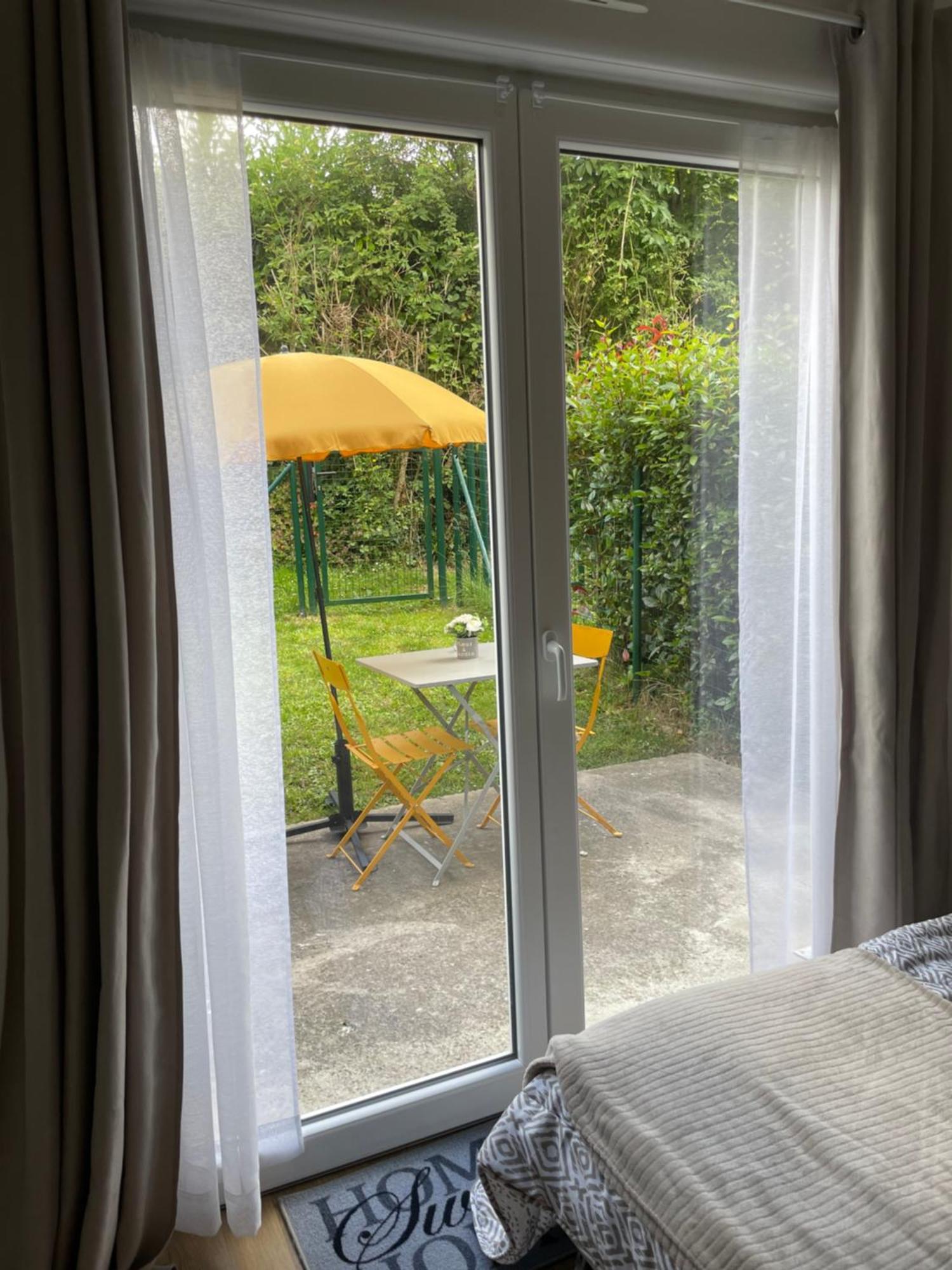 Le Jardin De Broceliande Apartment Ploërmel Екстериор снимка